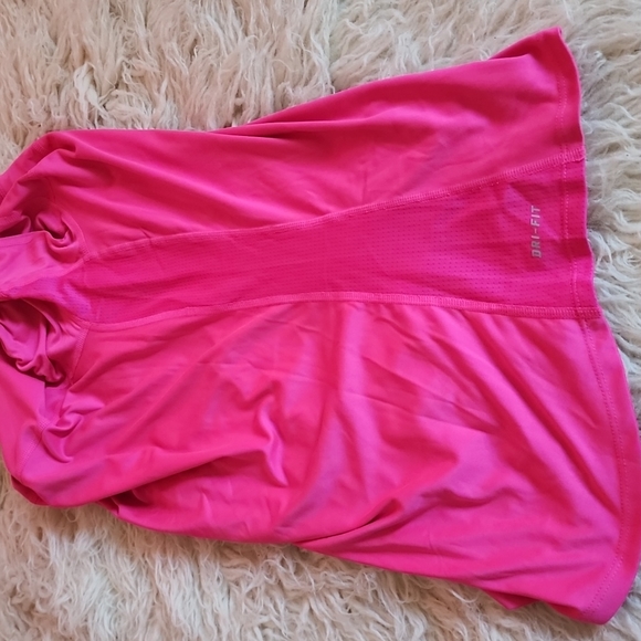 NEW!  Nike Running Long Sleeve Miler Running Athletic Top in Hot Pink - Picture 9 of 11